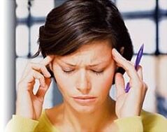 Chronische Müdigkeit ist ein Symptom für das Vorhandensein von Parasiten.